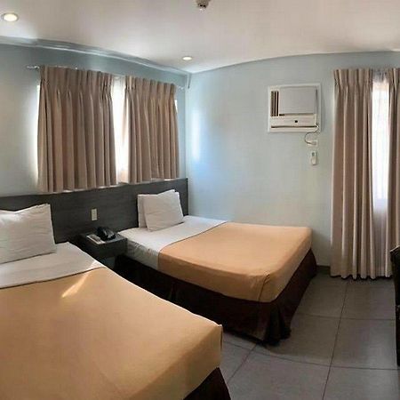 Cebu R Hotel Mabolo Екстериор снимка