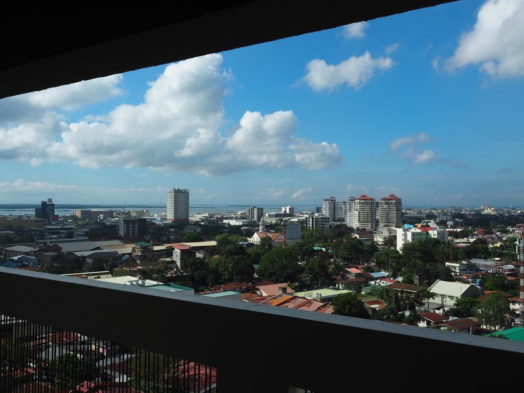 Cebu R Hotel Mabolo Екстериор снимка